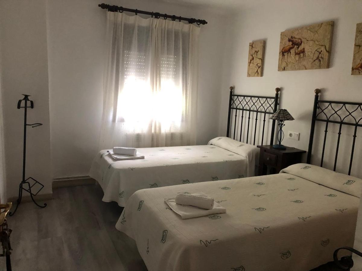 Hostal-Restaurante Fogon De Gredos Guisando Ngoại thất bức ảnh