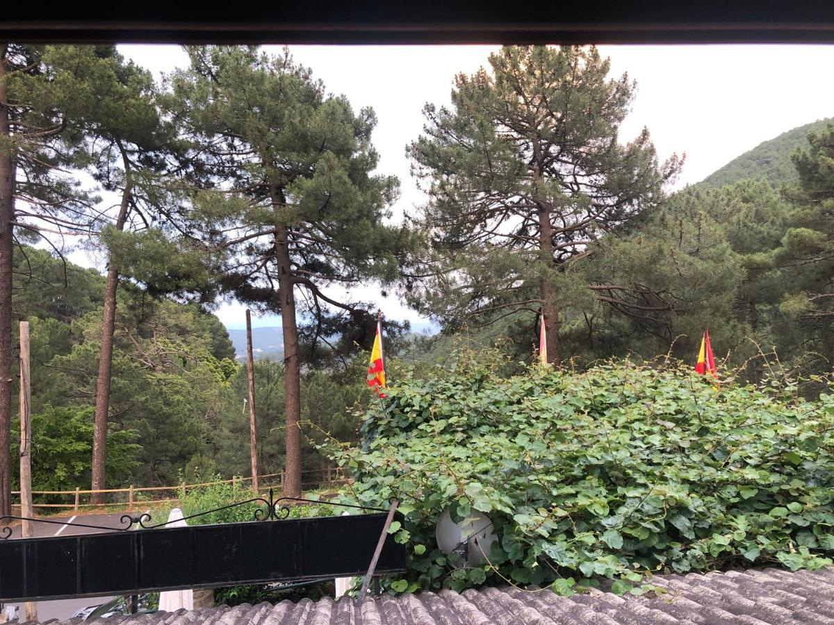 Hostal-Restaurante Fogon De Gredos Guisando Ngoại thất bức ảnh
