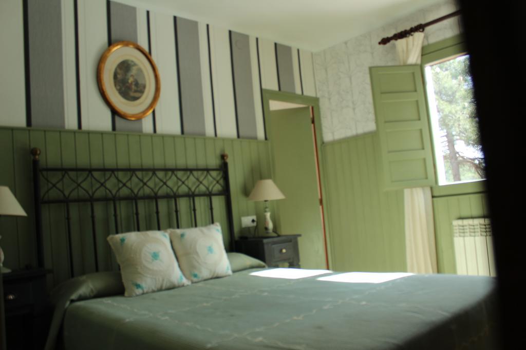 Hostal-Restaurante Fogon De Gredos Guisando Ngoại thất bức ảnh