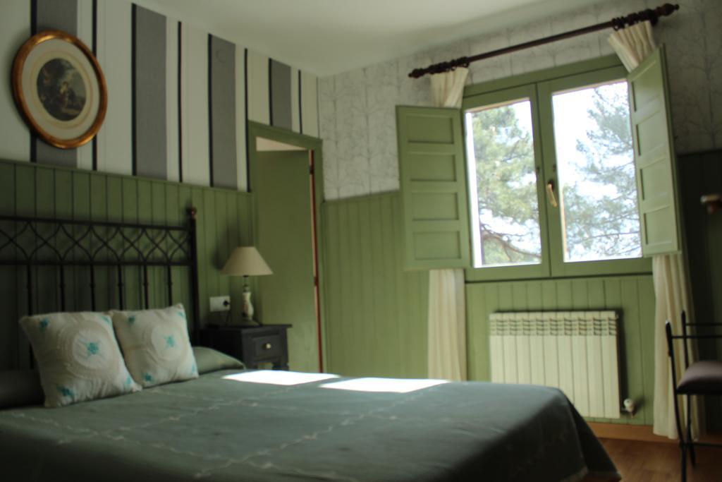 Hostal-Restaurante Fogon De Gredos Guisando Ngoại thất bức ảnh